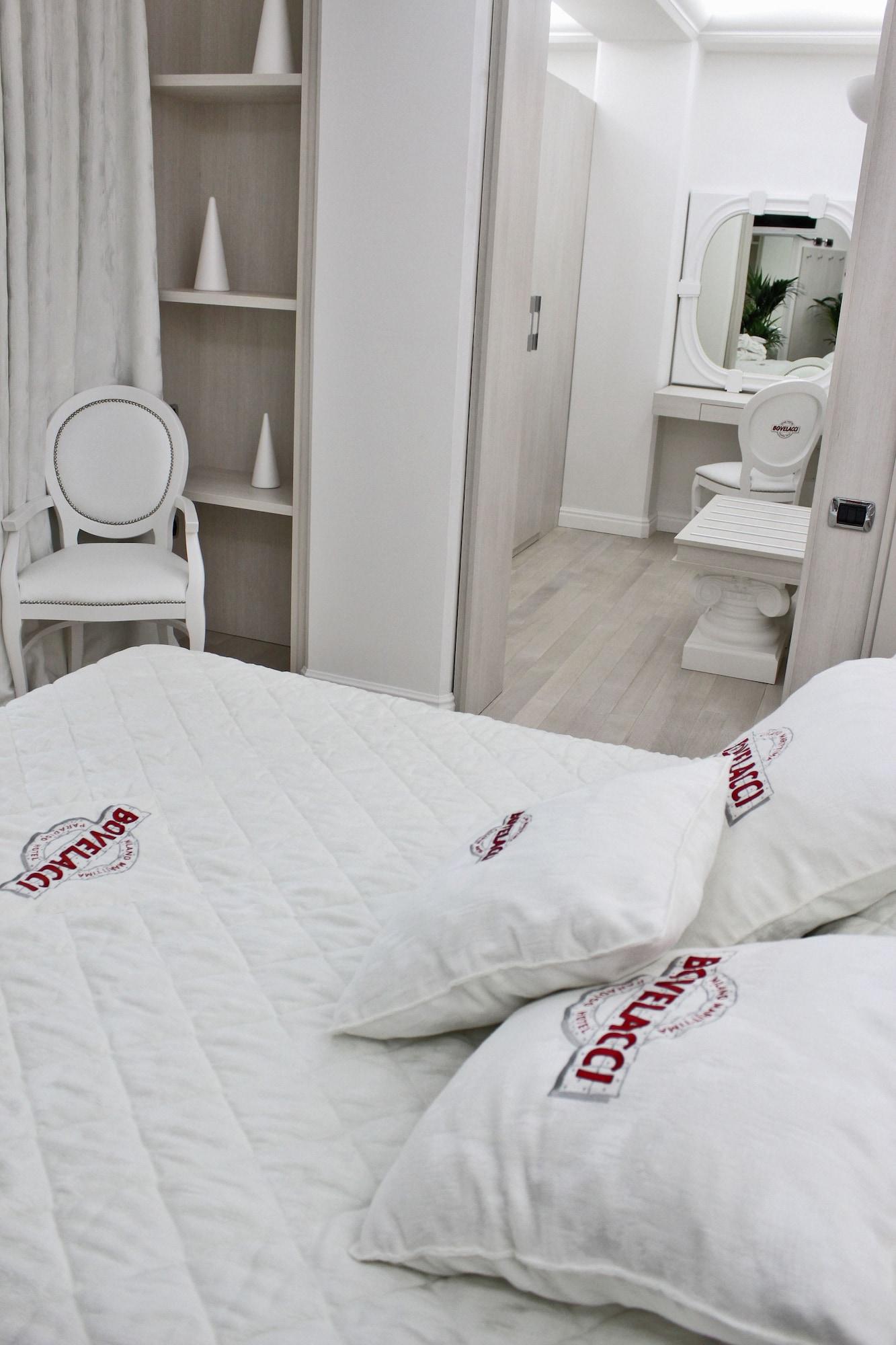 Boutique Hotel Paradiso Bovelacci Милано Мартима Екстериор снимка